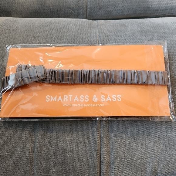 Sleep Mask Do Not Disturb - Picture 2 of 3